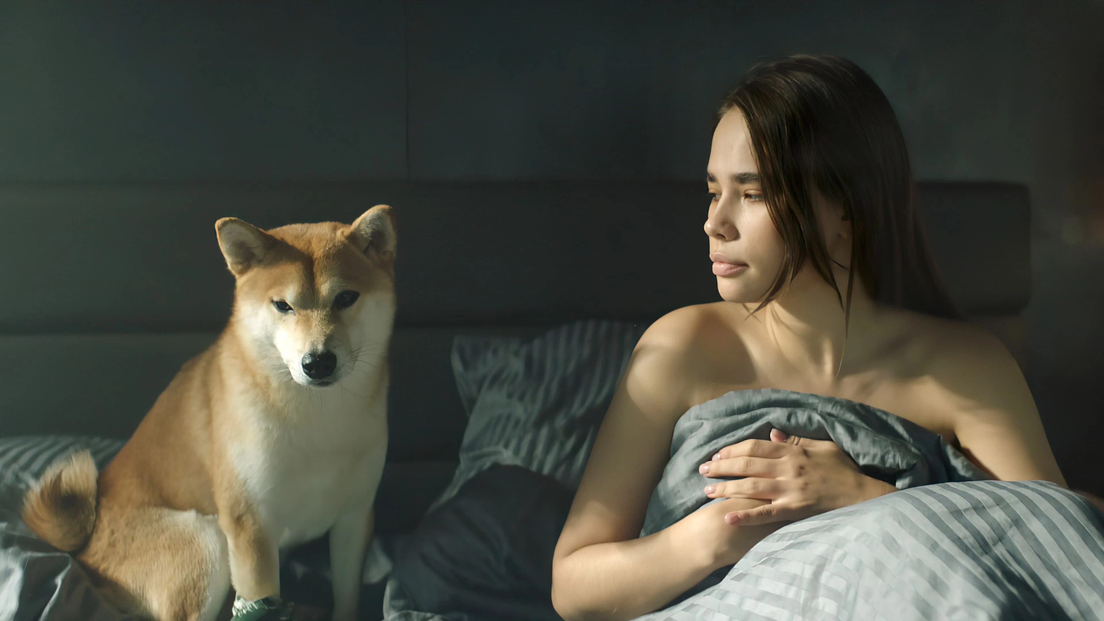 Cô Gái Bướng Bỉnh Full