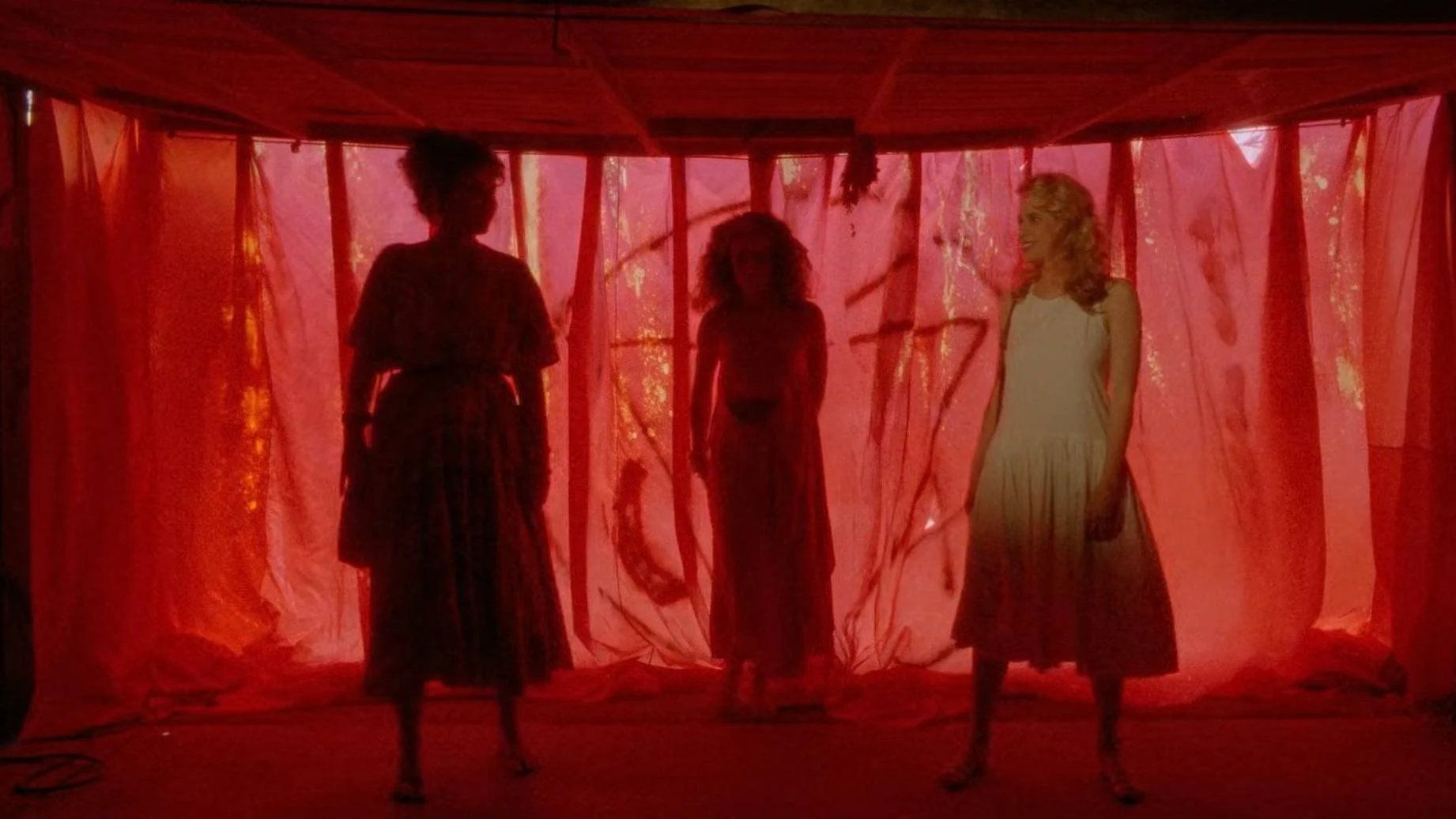 Cưỡng Hiếp Full