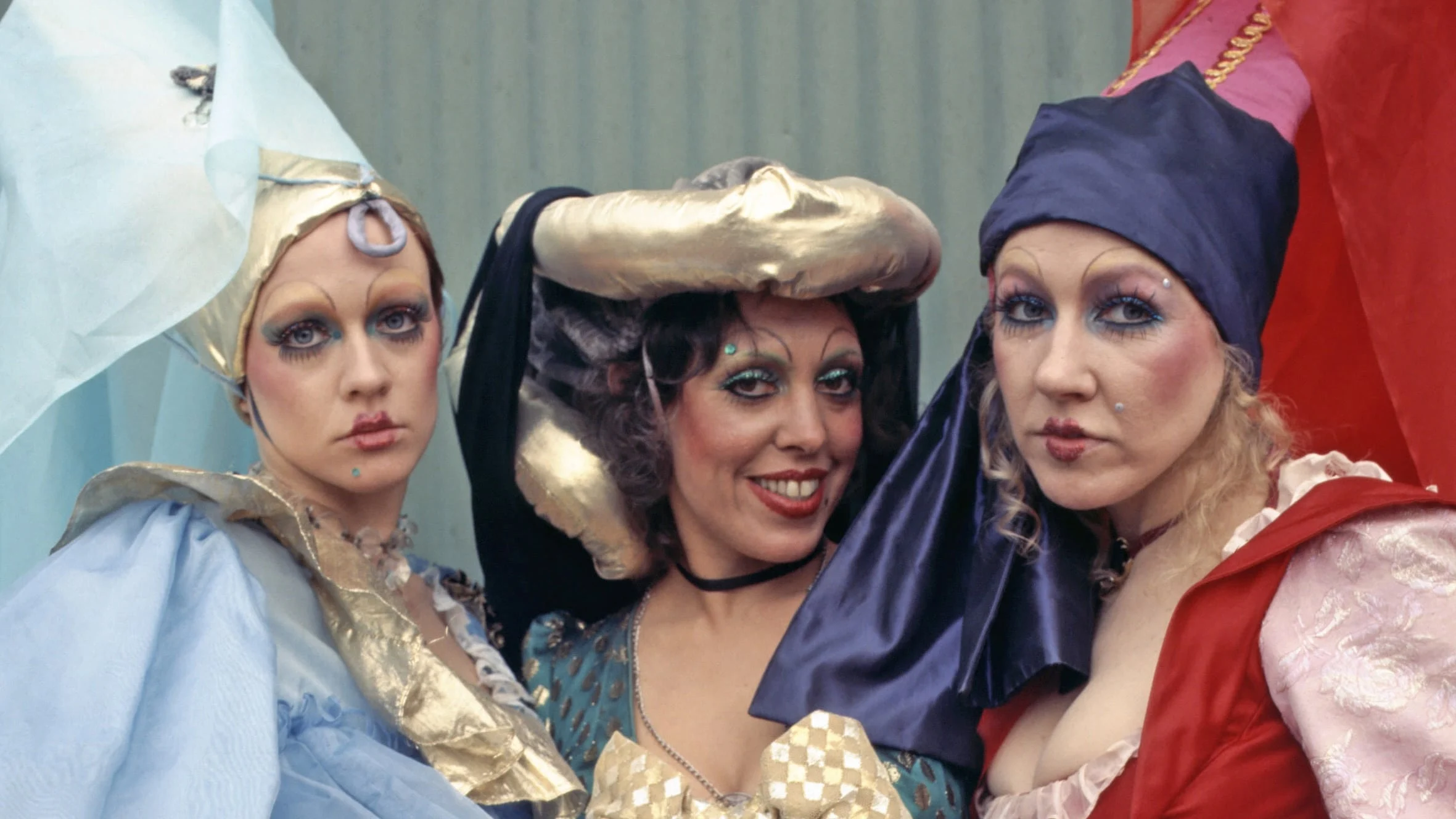 Lọ Lem Thèm Trai Full