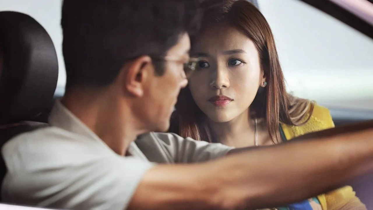 Thám Tử Tư: Phía Sau Vết Máu Full